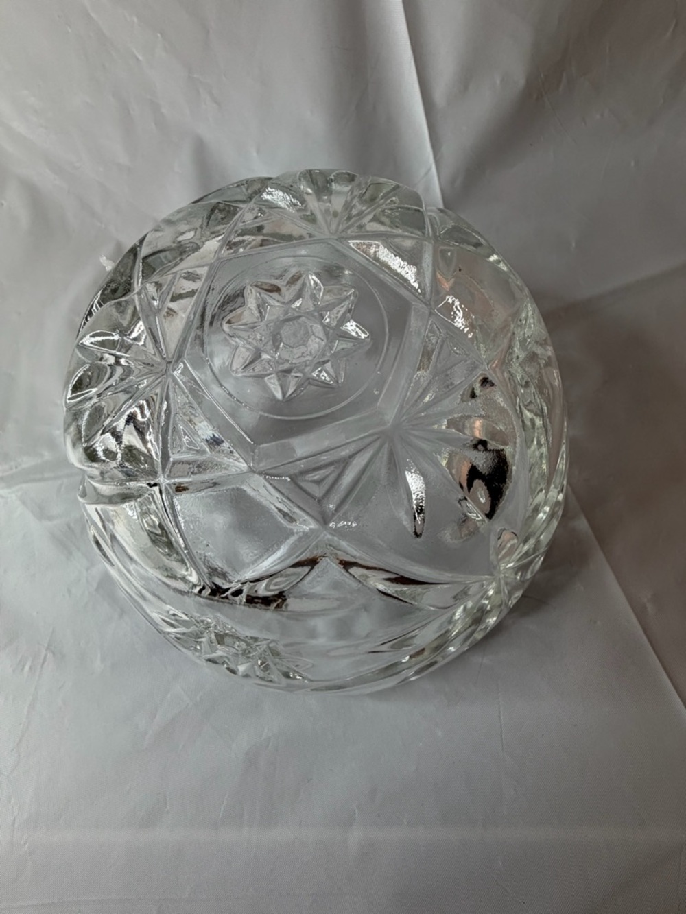Vintage Anchor Hocking glass serving bowl - 5” - Picture 2 of 6